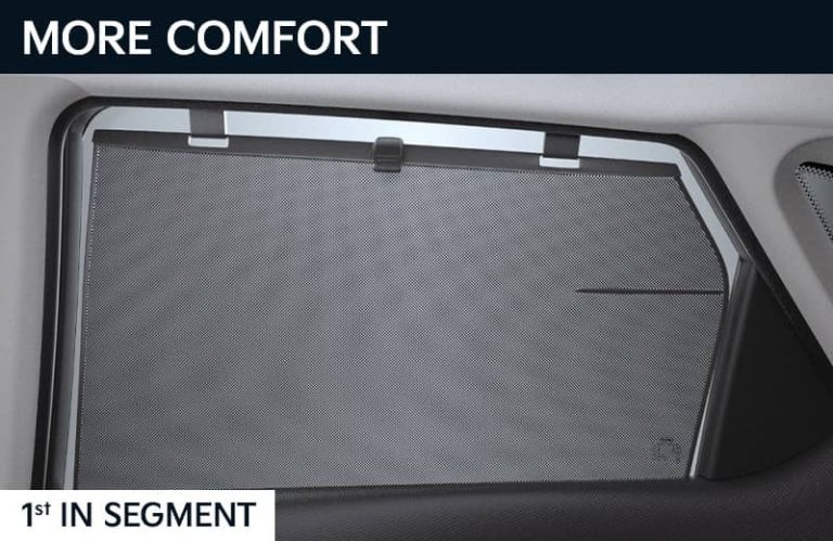 Rear Door Sunshade Curtain protects you from direct sunlight for a soothing journey